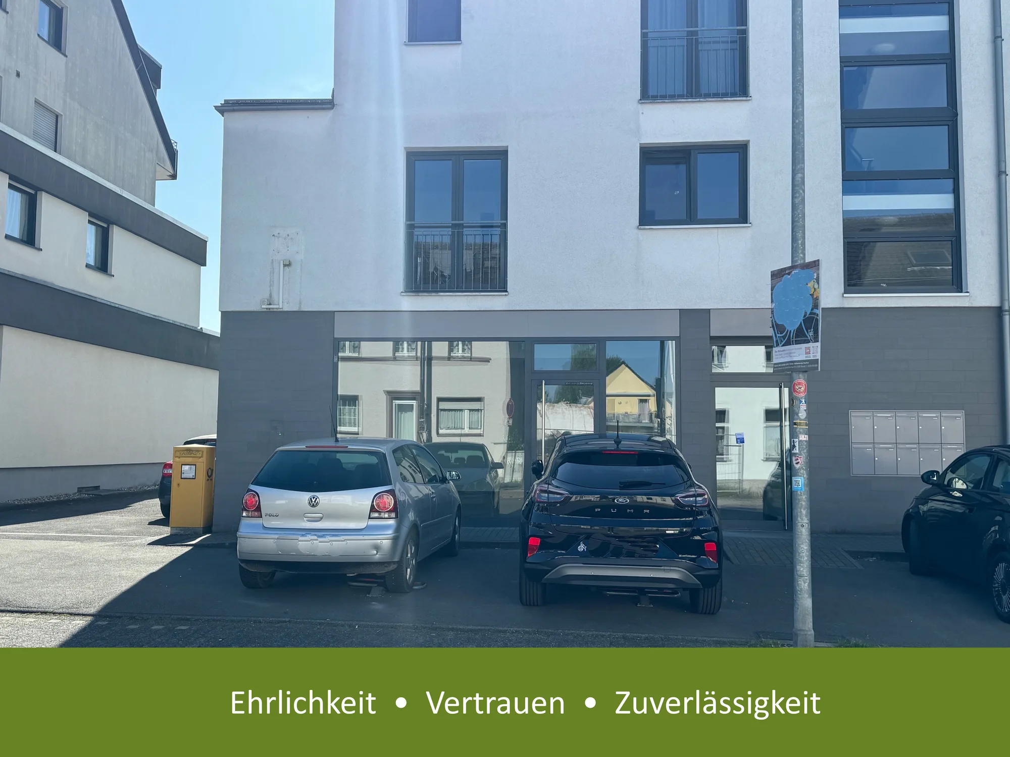 modernes Ladenlokal  / Büro / Praxis in Refrath