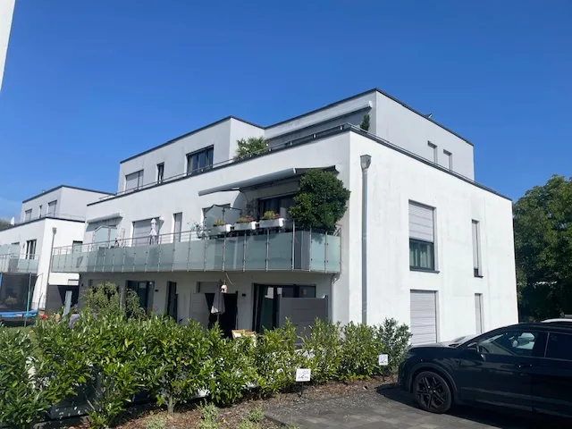 Lichtdurchflutetes, großzügiges Penthouse, 4 Zimmer, mit Aufzug & 2 Tiefgaragenstellplätzen - Foto 1