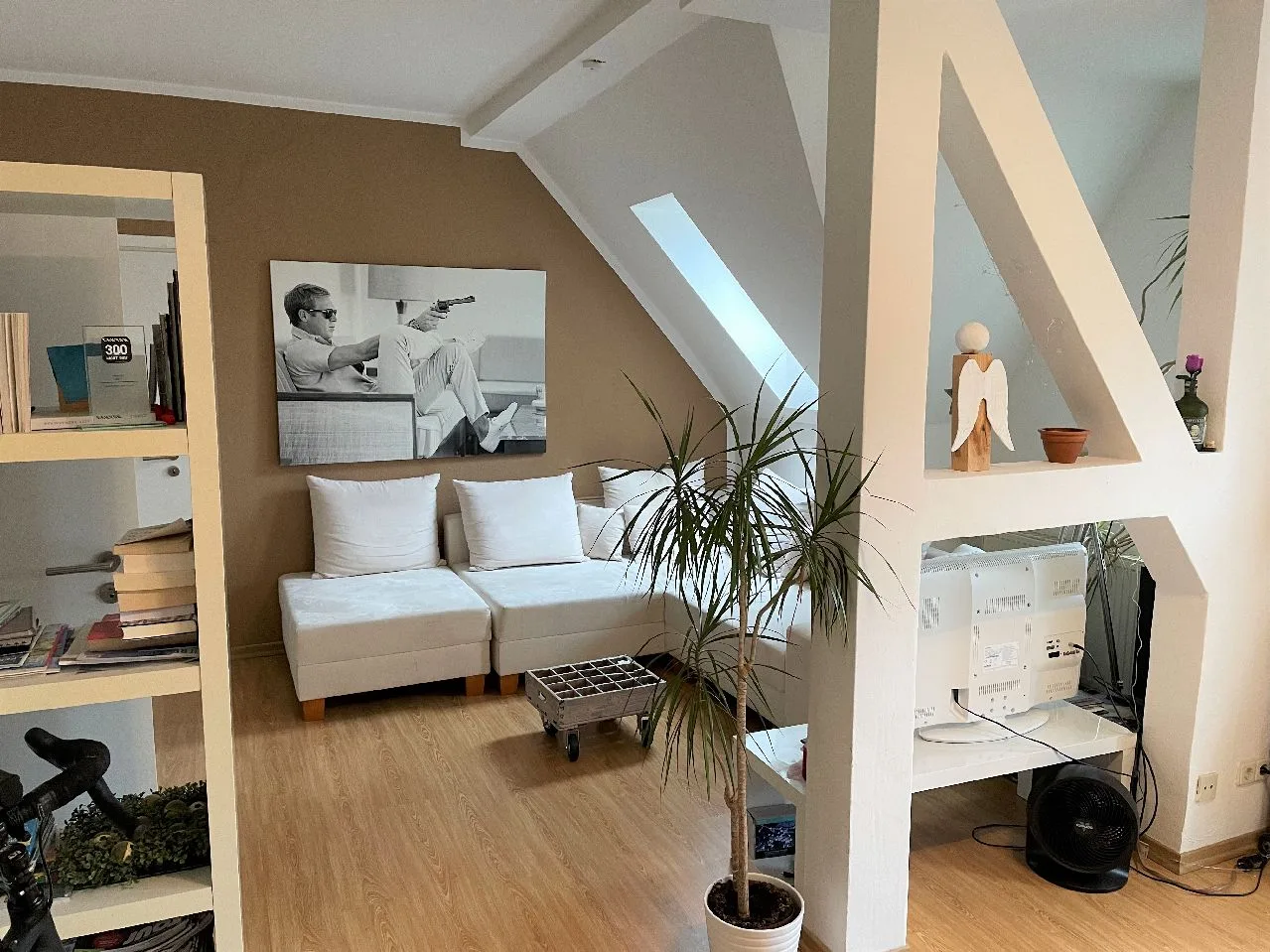 Düsseldorf-Unterbilk! 2-Zimmer-Altbauwohnung mit Wohnküche nähe Lorettostraße! - Foto 3