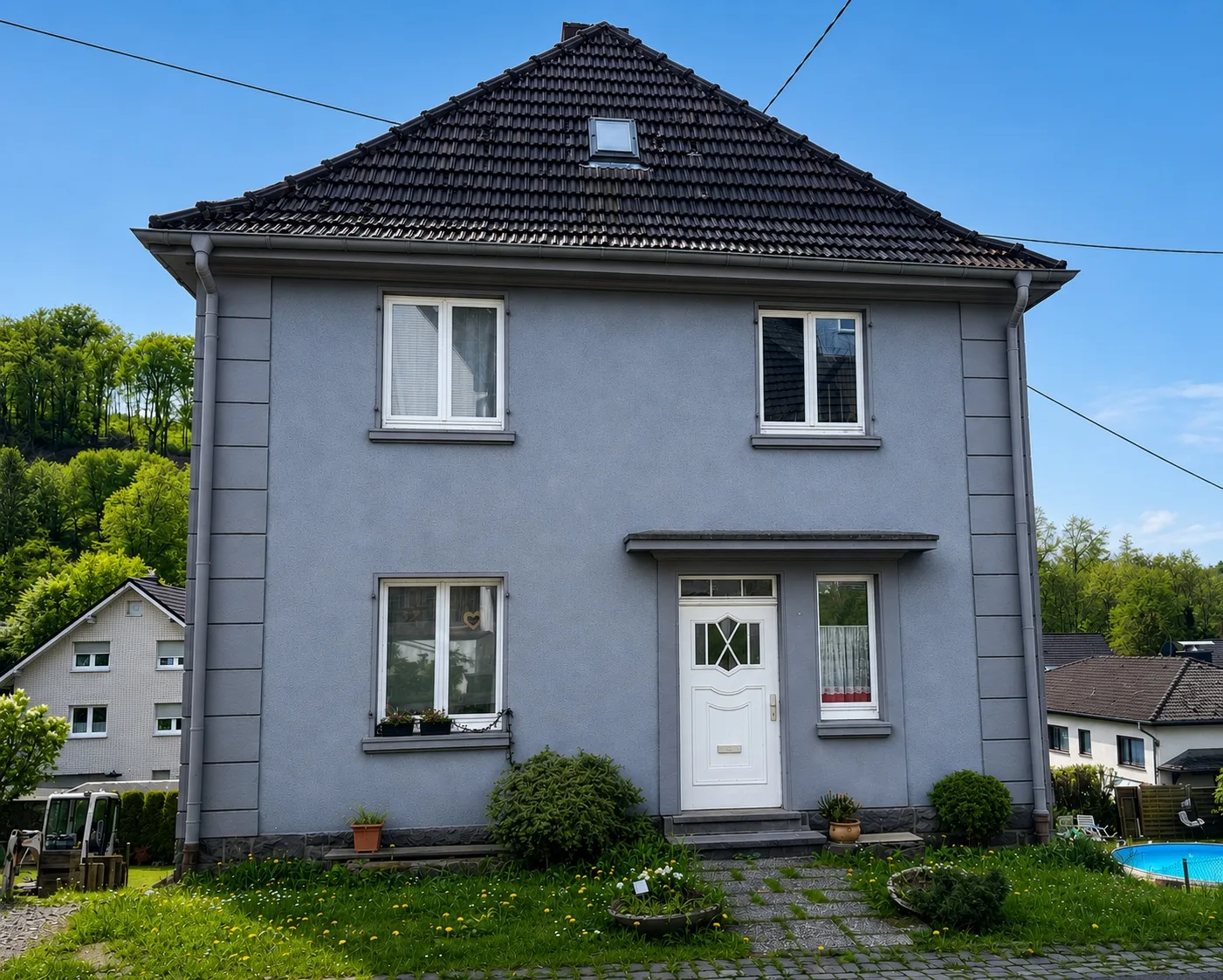 Eigenheim mit Charme und Potenzial - 20er Jahre Ein-/Zweifamilienhaus!
