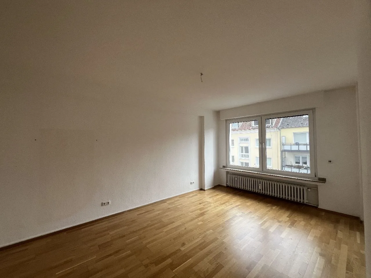 Wohnen Nähe Kaiserviertel, 2-Zimmer-Wohnung ca. 65 m² mit Balkon zu vermieten! - Photo 2