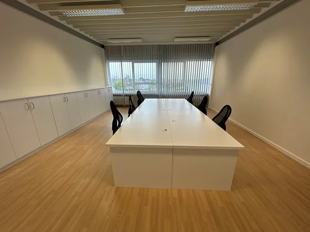 14 m²  130 m² repräsentative Gewerbefläche in attraktiver Lage