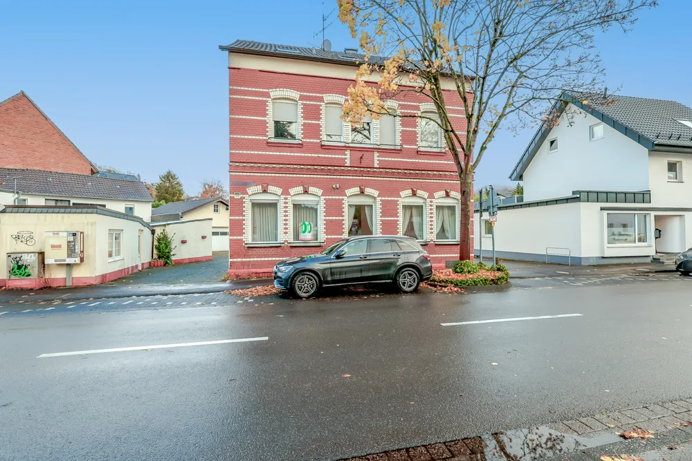 *Provisionsfrei* 5-Parteien-Haus in Königswinter-Heisterbacherrott