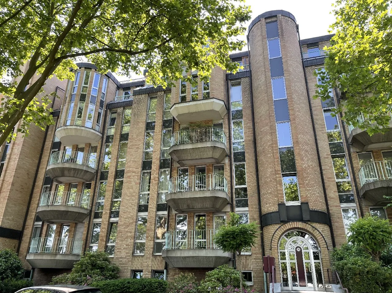 Düsseldorf-Niederkassel: Großzügiges möbliertes Apartment mit Terrasse! - Photo 5