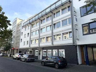 Renovierte 2-Zimmer-Wohnung mit Loggia im Herzen von Leverkusen-Wiesdorf!