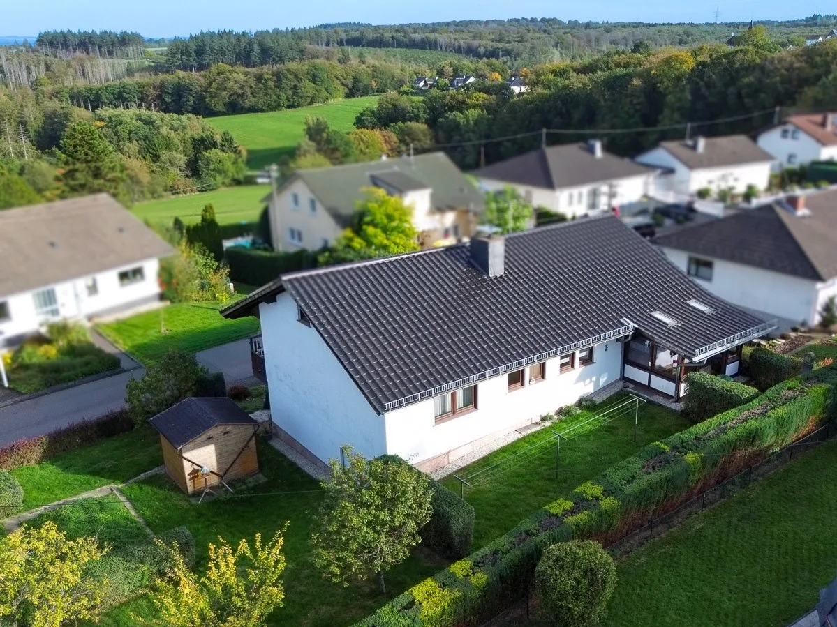 Gemütliches Einfamilienhaus mit möglicher ELW in ruhiger Lage von Willroth!