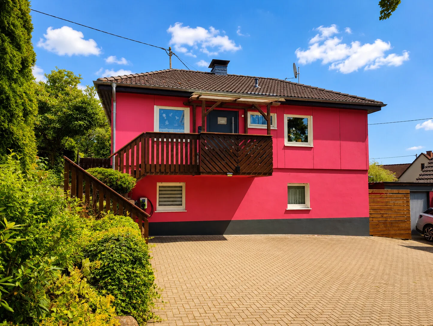 Gepflegtes Einfamilienhaus mit Garage und liebevoll angelegtem Garten!