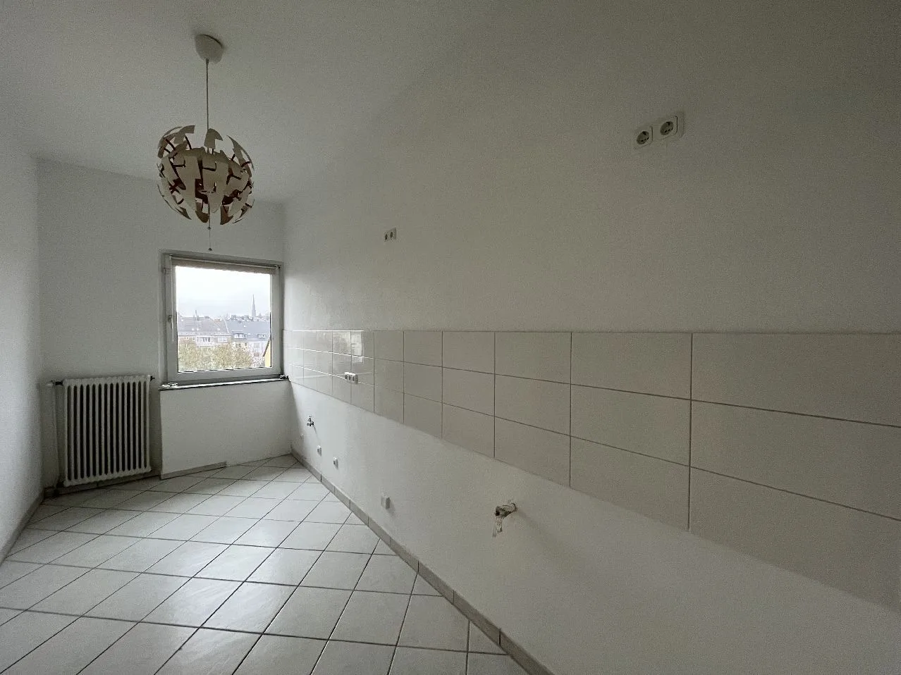 Wohnen im Kaiserviertel, helle neu renovierte ca. 81 m² Wohnung im 4.OG! - Photo 2