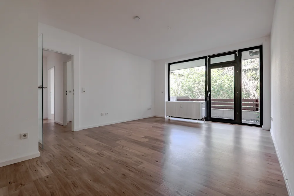 Gefragte 2-Zimmer-Wohnung mit Balkon & TG-Stellplatz - sofort bezugsfrei & provisionsfrei!