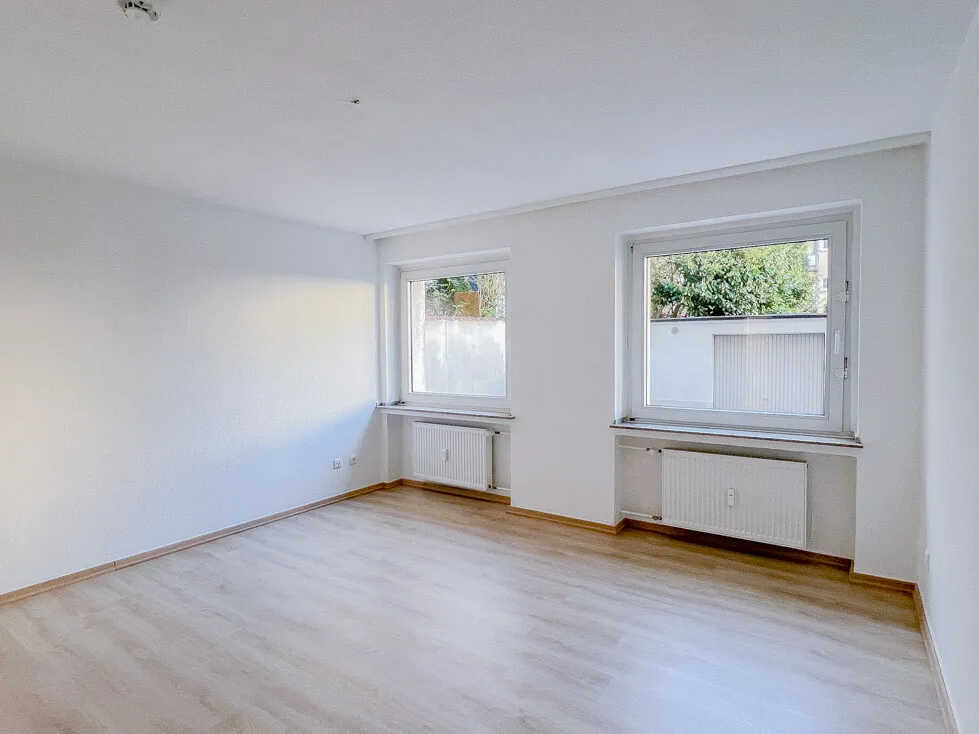 Schönes ca. 34 m² großes 1-Zimmer-Appartment mit großem Wohnraum und Tageslichtbad - Foto 1