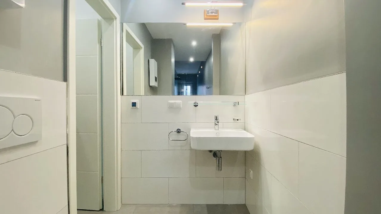 TOP renovierte, helle ca. 48,70 m² Wohnung am Westpark! - Foto 1