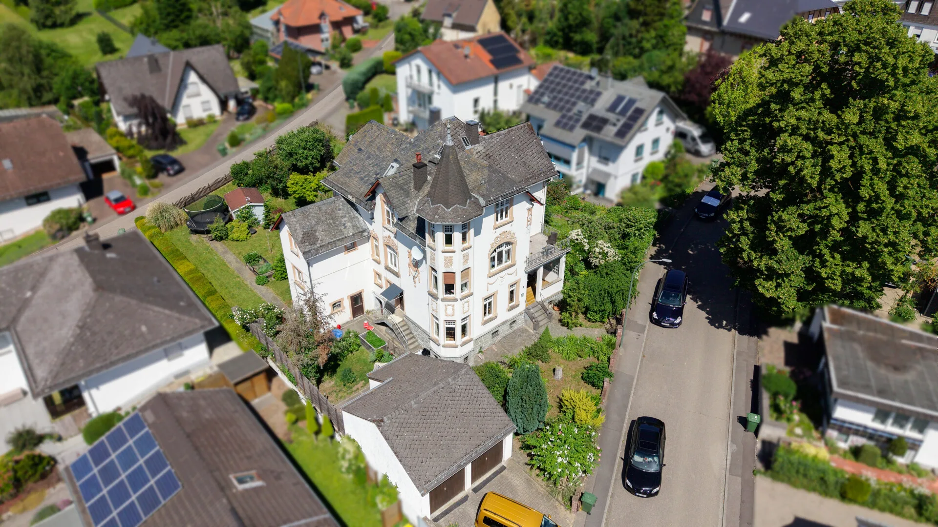 Stilvolle Stadtvilla mit Charakter in top Lage von Höhr-Grenzhausen!