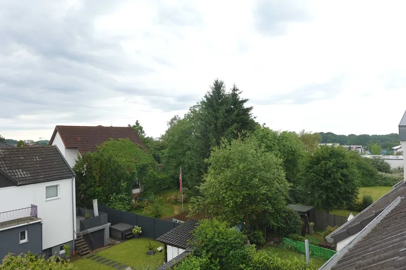 NUR MIT GÜLTIGEM WBS! 2-Zimmer-Dachgeschosswohnung in Leverkusen-Steinbüchel!