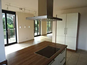 Hier bleiben keine Wünsche offen! Tolle Wohnung mit vielen Extras! - Photo 2